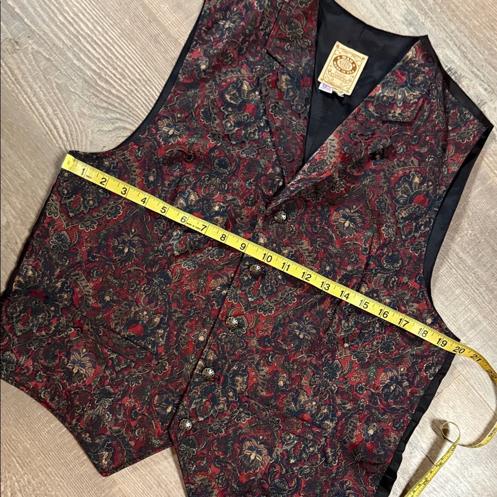 Vintage Paisley Satin Vest Made in USA - Picture 5 of 9